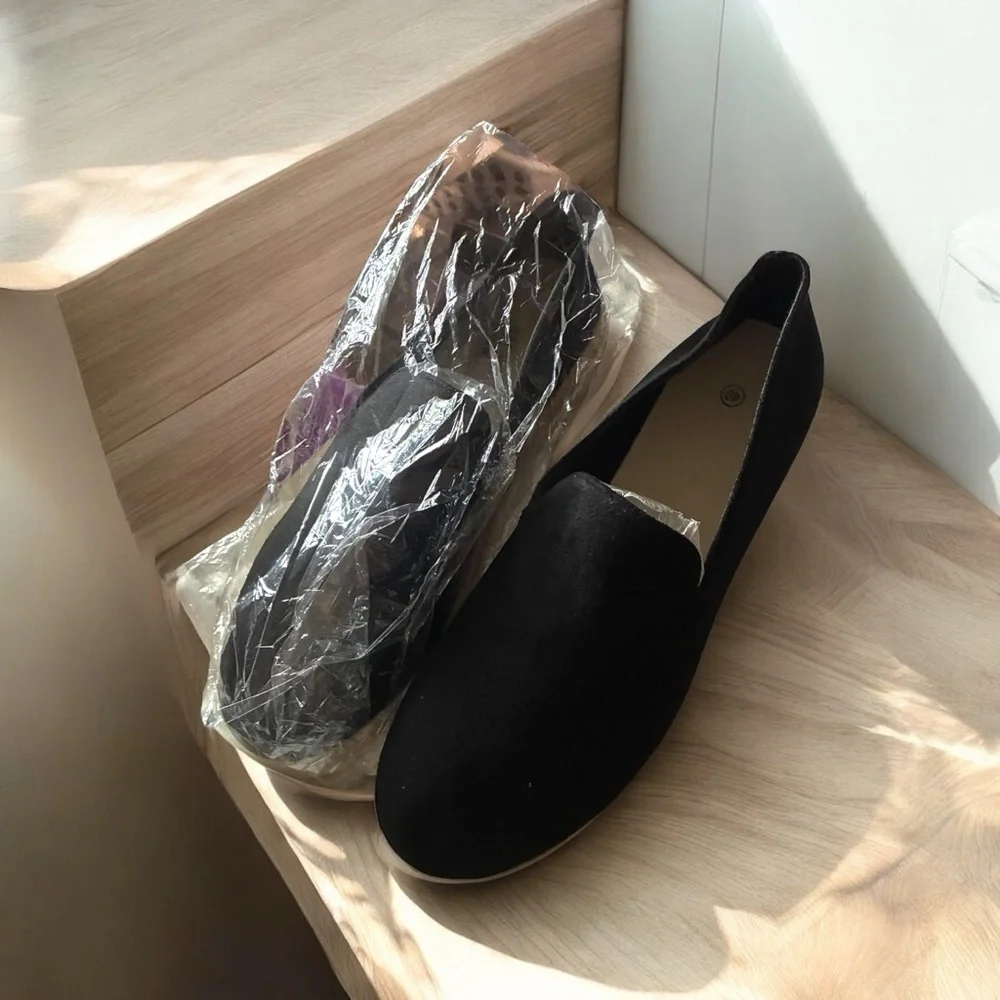 NWT Black Slip-On Espadrille Loafer Shoes Size 40 (US 8.5) - Picture 3 of 6